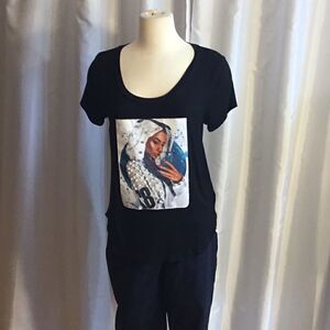 NWOT black graphic front tee by LOVE J DUR2